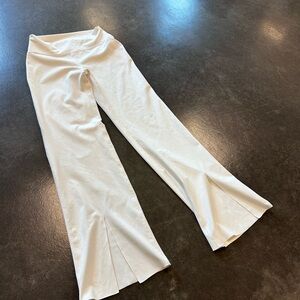 Harmony Balance flare yoga pants NWOT